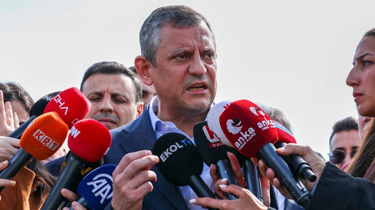 Özgür Özel Silivri’de 19 tutukluyu ziyaret etti