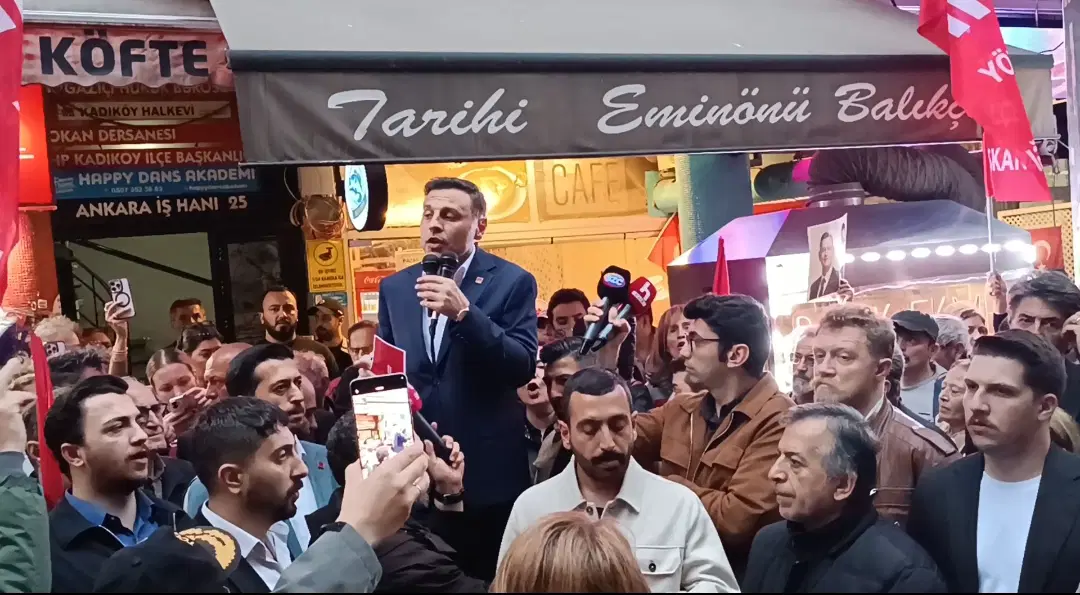 İstanbul’un 39 ilçesinde ‘mutlak butlan’ protestosu: ‘Mesele CHP değil, demokrasi meselesi’