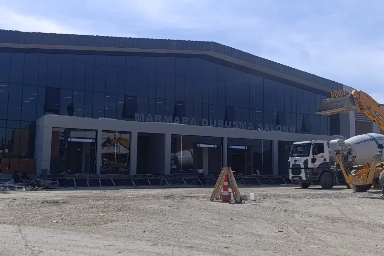 Silivri’de yeni duruşma salonu: Tabela asıldı