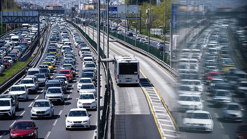 İstanbul’da haftanın ilk günü trafik yoğunluğu