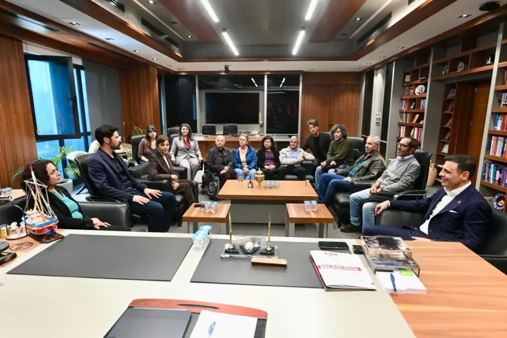 Mutlak butlan kararı: DEM Parti’den CHP’ye dayanışma ziyareti