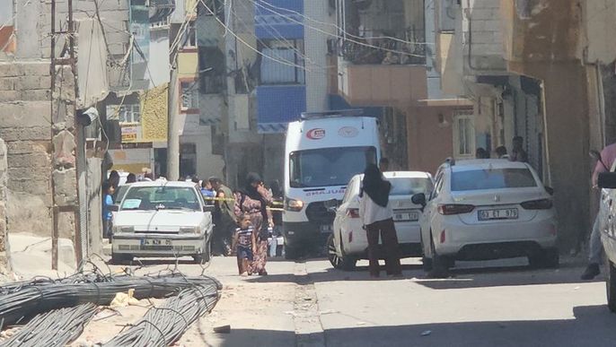 Şanlıurfa’da kadın cinayeti: Evli olduğu kadını öldürüp intihar süsü vermeye çalıştı
