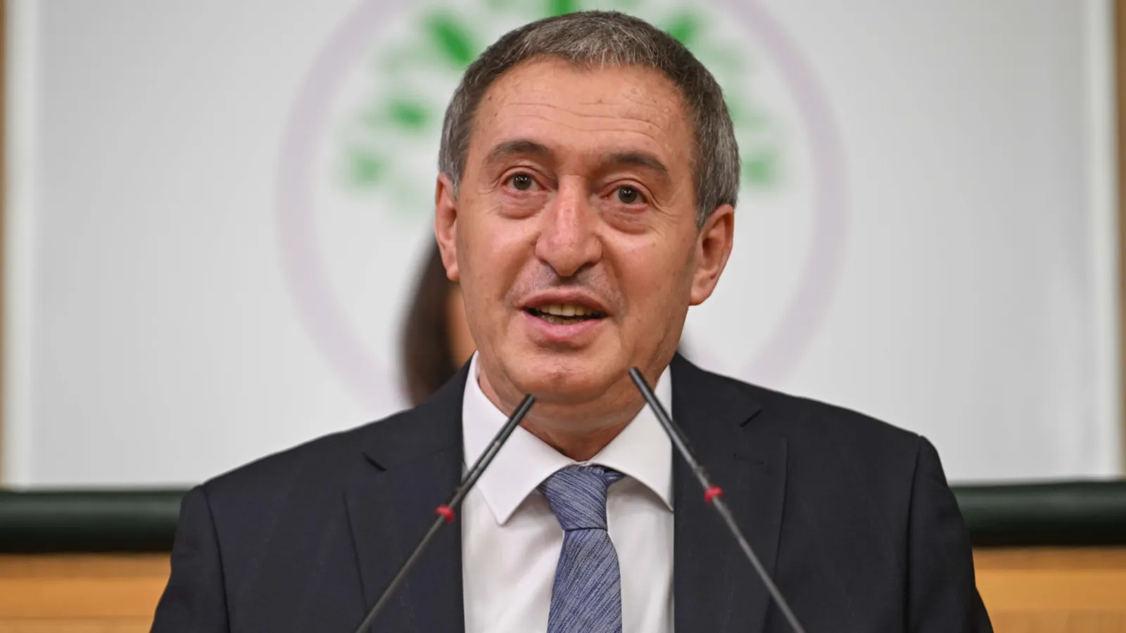 DEM Parti grup toplantısı: Tuncer Bakırhan konuşuyor