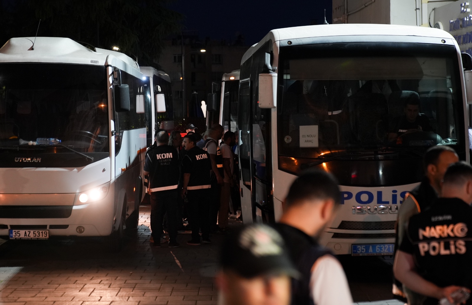 Buca Belediyesi soruşturmasında 54 kişi adliyeye sevk edildi