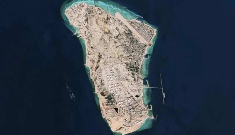 İran: Hark Adası savaş boyunca 548 kez saldırıya uğradı