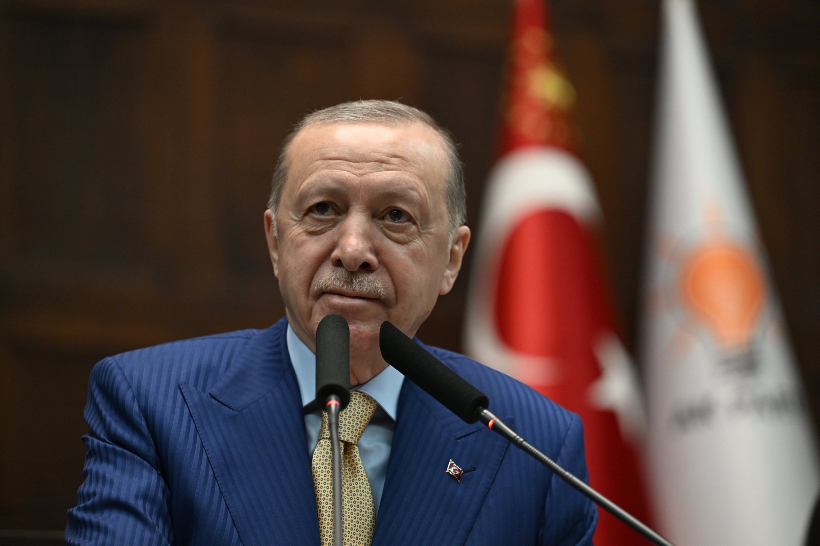 Erdoğan: İtibar suikastı siyaseti zehirliyor