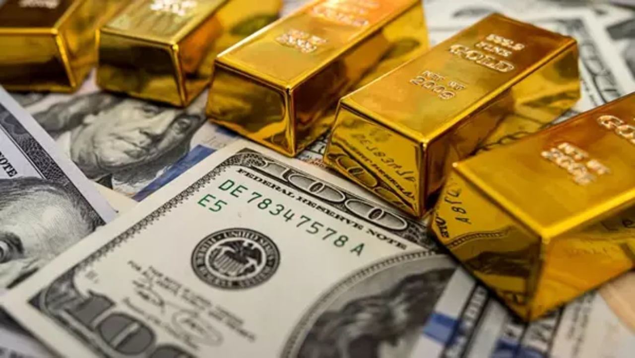 Küresel piyasalarda çifte rüzgar: Dolar zirveye koşarken altında 18 yılın en sert çakılması