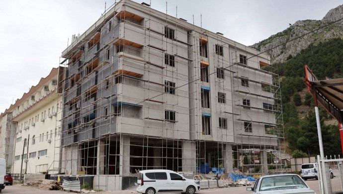 Amasya’da inşaatın 4’üncü katından düşen işçi yaşamını yitirdi