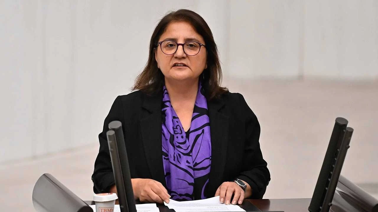 DEM Partili Ayten Kordu: ‘Suriye’de Alevilere yönelik hak ihlallerine karşı uluslararası mekanizmalar harekete geçmeli’