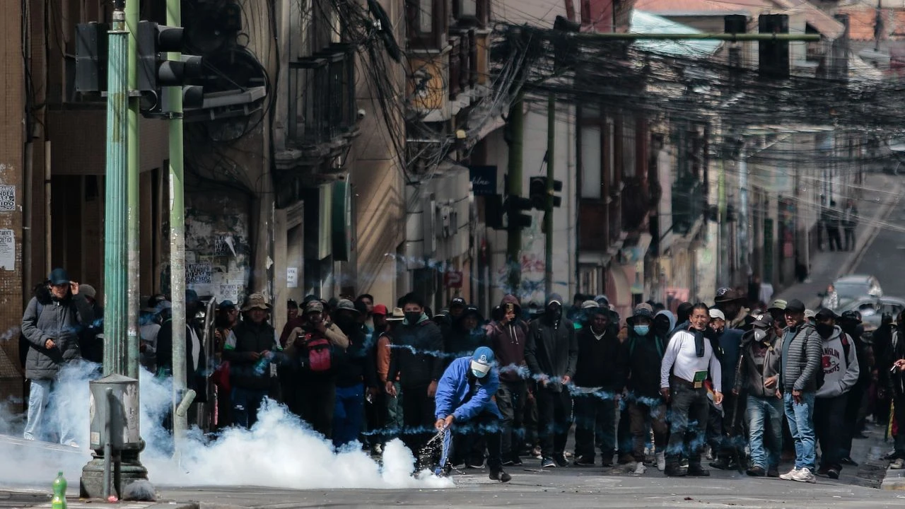 Bolivya’da olağanüstü hal yasası Meclis’ten geçti