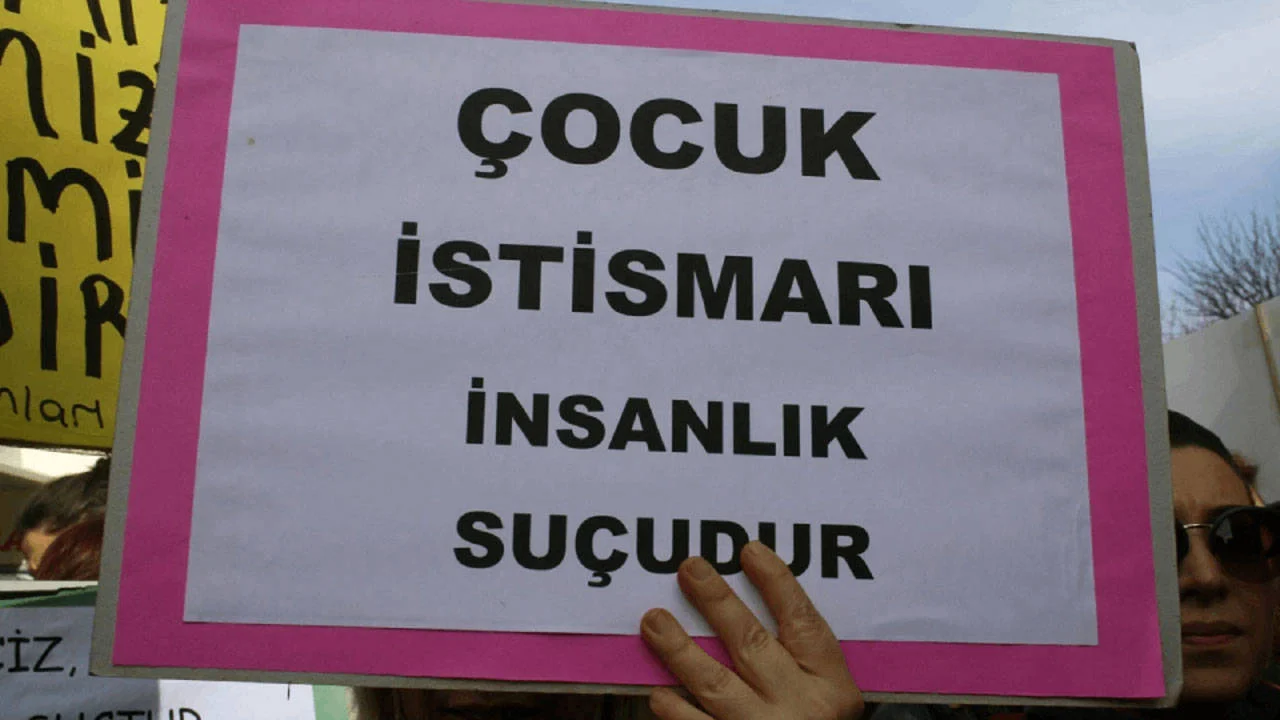 Çocuk istismarı soruşturmasında iki kişi tutuklandı: Anne ve çocuk koruma altında