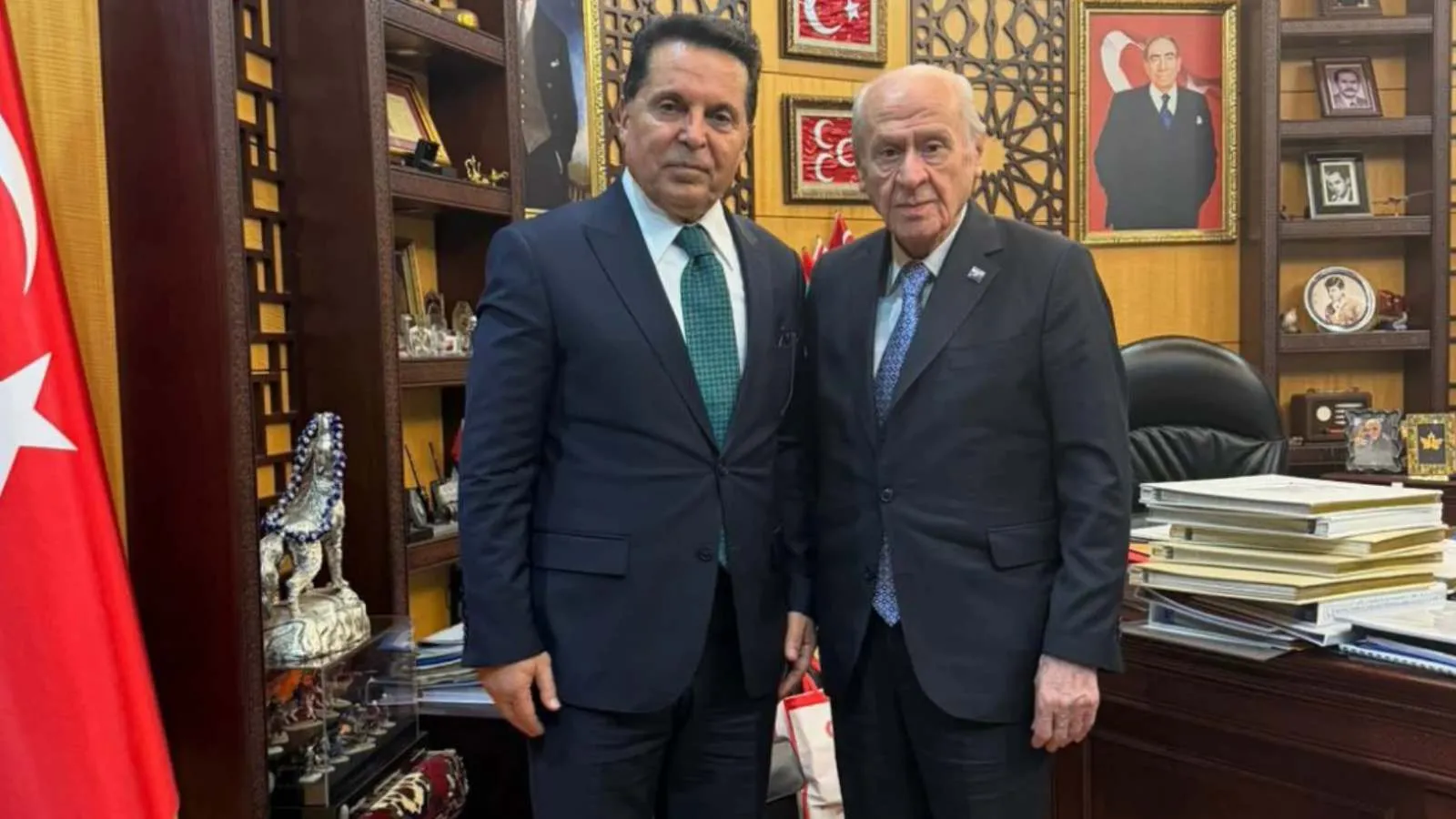 Ahmet Özer Bahçeli’nin sözlerini aktardı: ‘Silahları yakanlar gelselerdi tutuklanmalarına izin vermezdik’