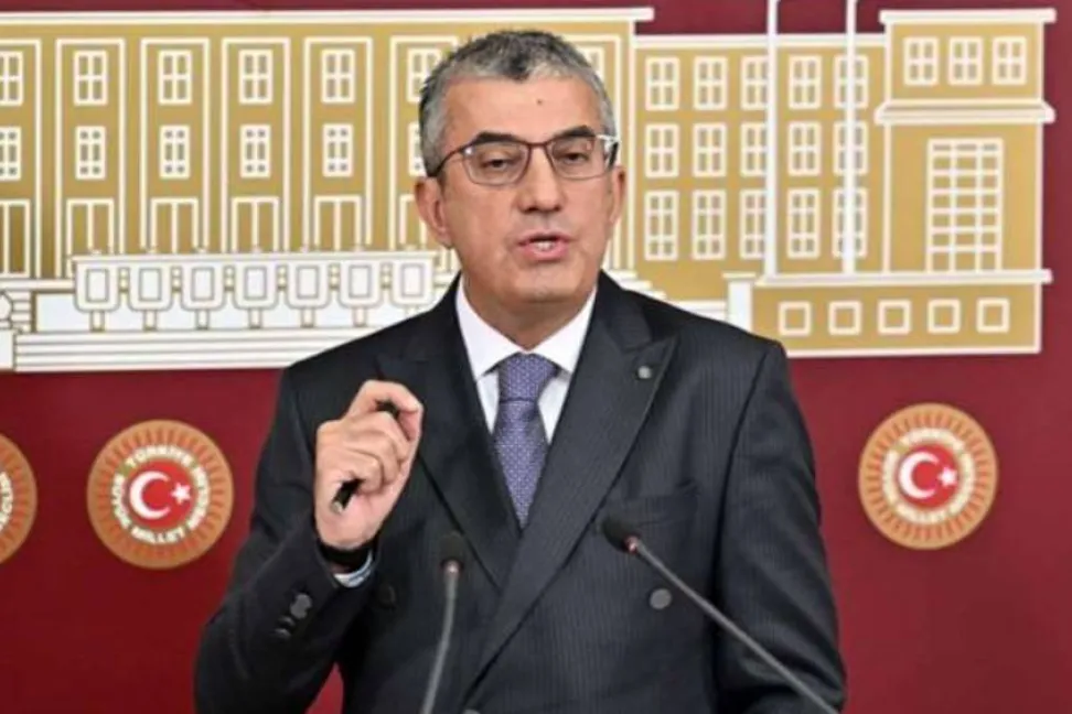 Gökhan Günaydın’dan Kılıçdaroğlu’na kurultay yanıtı: ‘Meseleyi zamana yaymak sorunu derinleştirir’