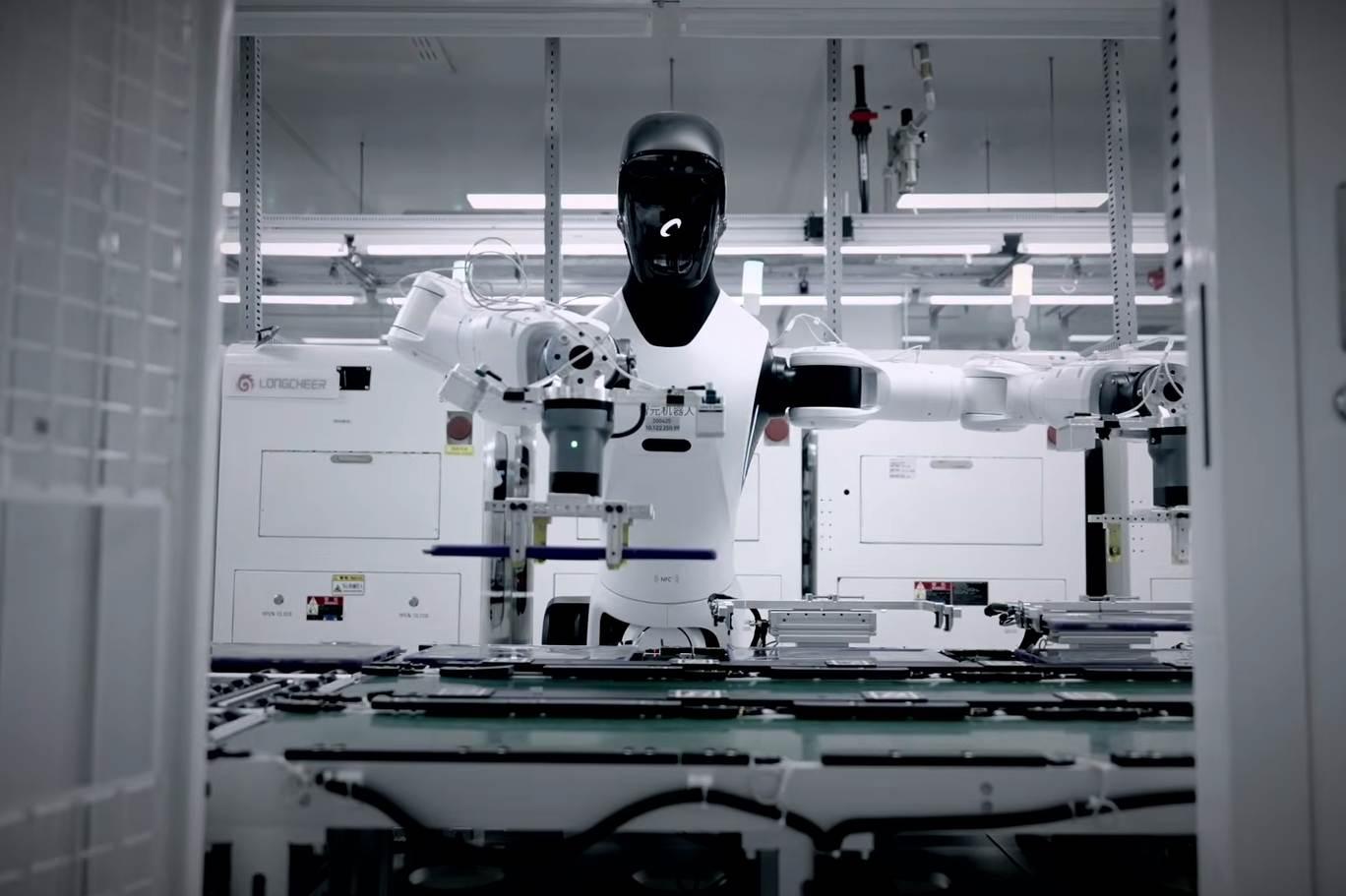 Çin’de insansı robotlar üretim hattında 60 bin görevi tamamladı