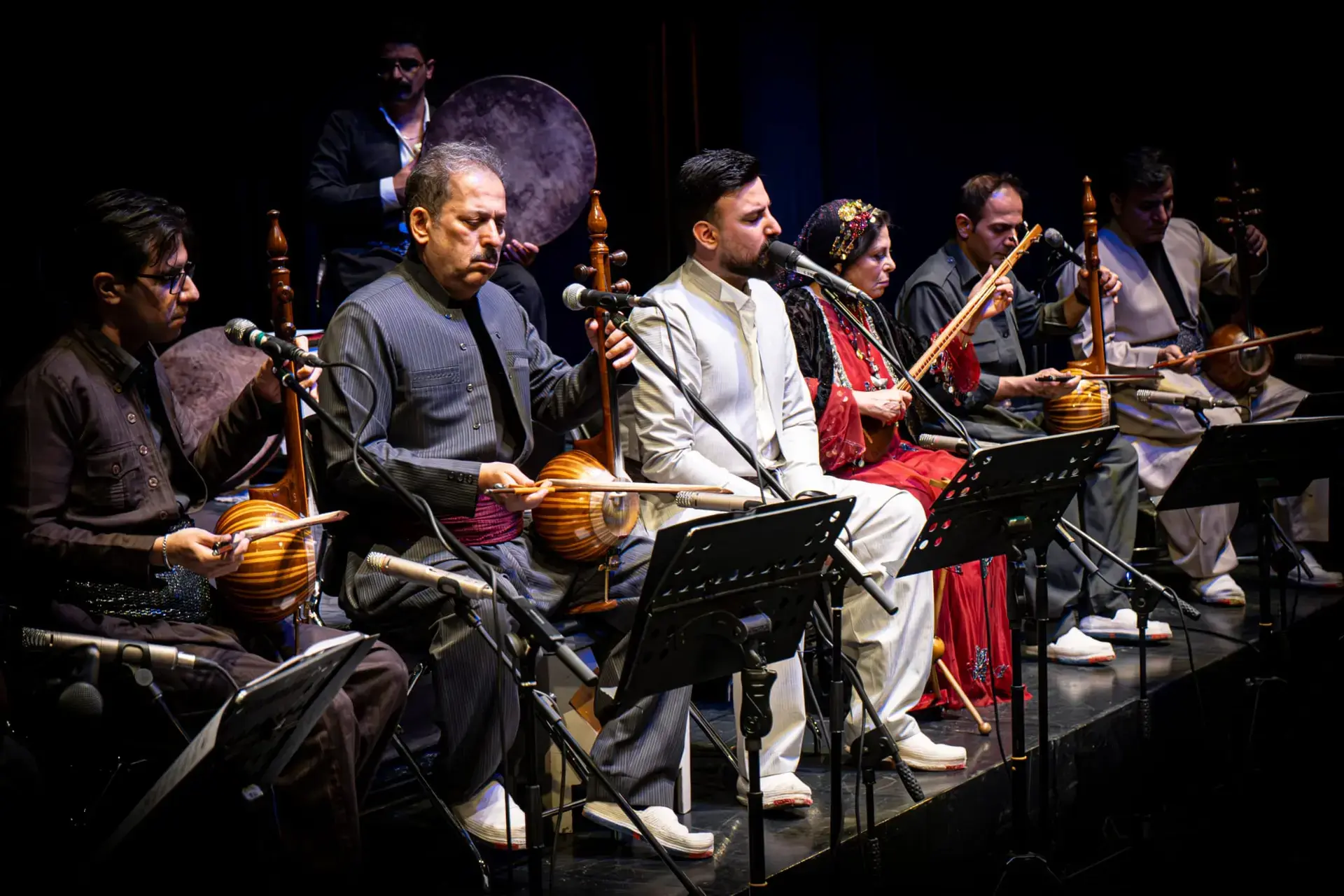 25 yıl sonra Diyarbakır’da konser veren Kamkars: ‘Hangi müziği yaparsak yapalım Kürt özü kendini belli eder’