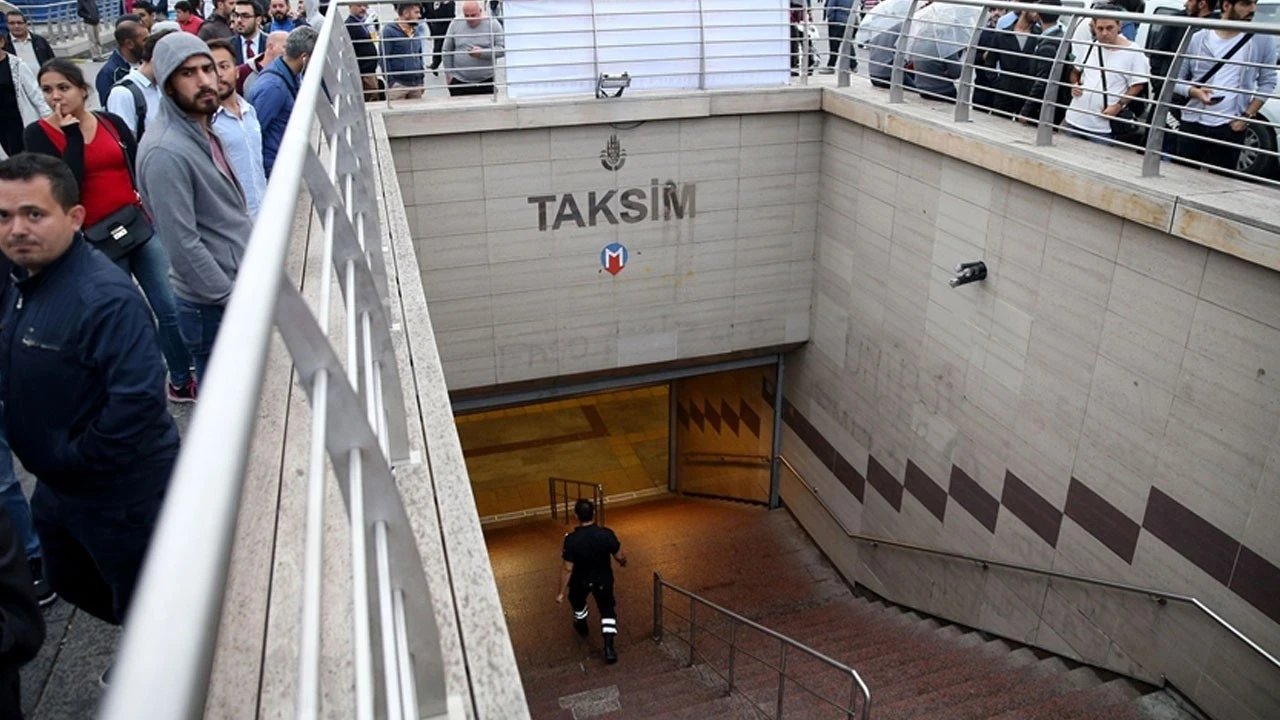 ‘Onur Yürüyüşü’ yasakları:Taksim ve Şişhane metro istasyonları ile füniküler bugün kapalı