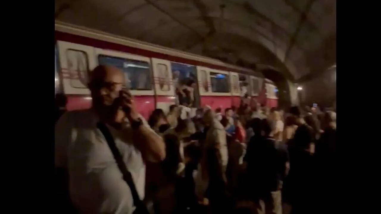 Kadıköy-Sabiha Gökçen Havalimanı Hattı’nda metro raydan çıktı