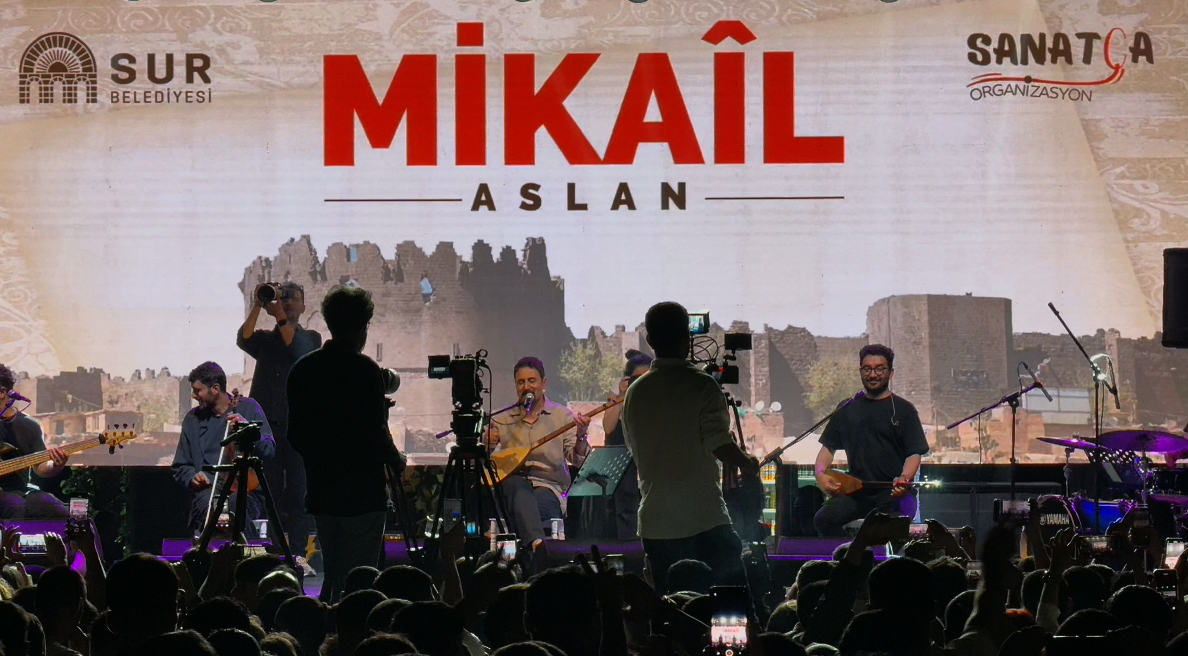 Mikail Aslan Diyarbakır’da binlerce kişiyle buluştu