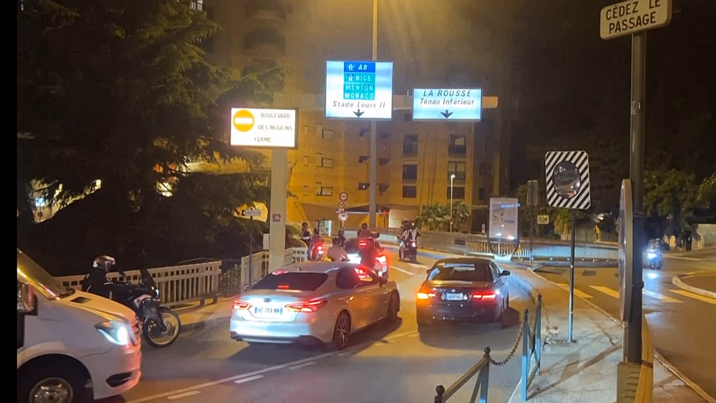 Monako’da apartman girişinde bombalı saldırı: 3 yaralı