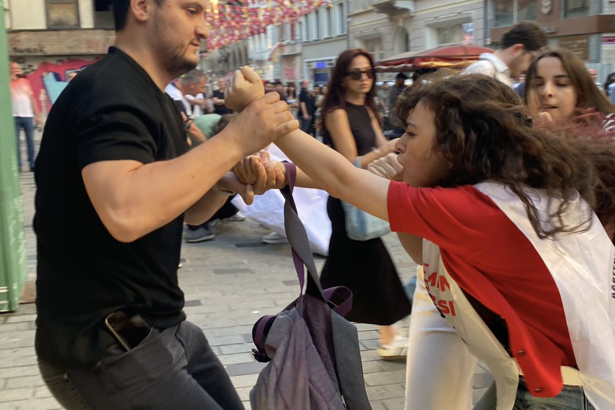 İstanbul’da öğretmenlerin destek eylemine müdahale