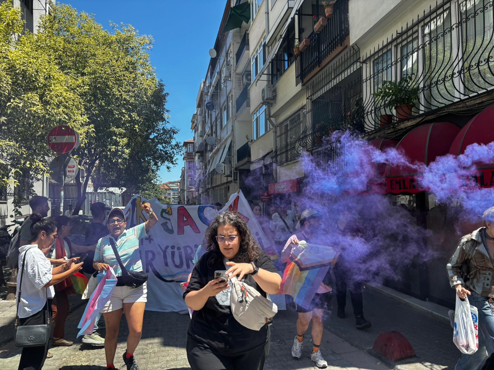 24. LGBTİ+ Onur Yürüyüşü’ne polis müdahalesi: Çok sayıda kişi ablukaya alındı