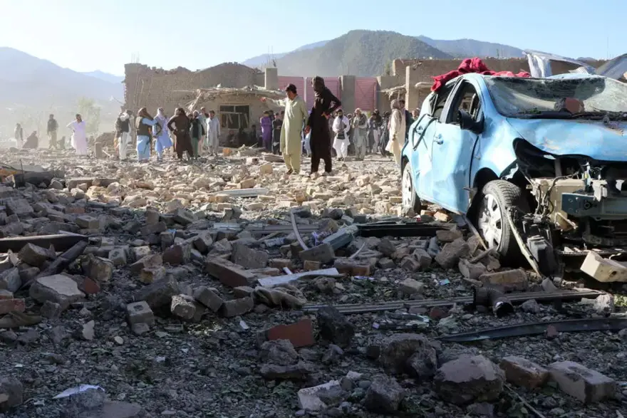 BM: Pakistan’ın Afganistan sınırındaki operasyonunda en az 28 sivil öldü