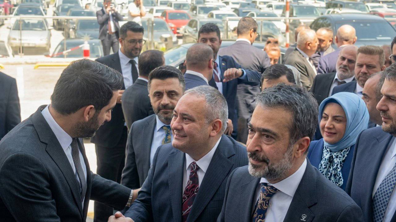 3 belediye başkanı AK Parti’ye katıldı