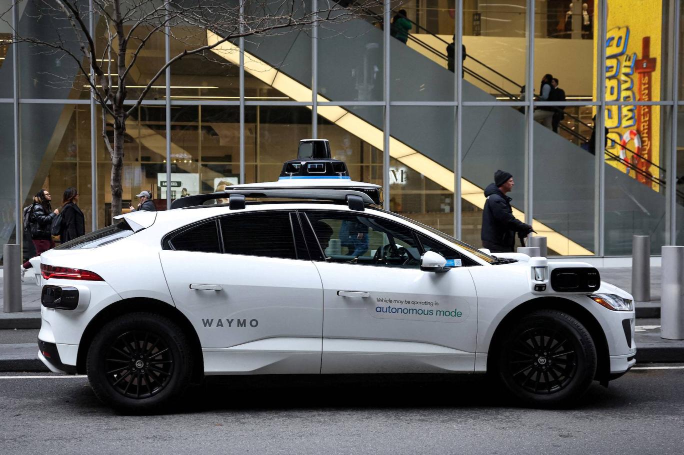 Waymo eski robotaksi bataryalarını enerji depolamada kullanacak