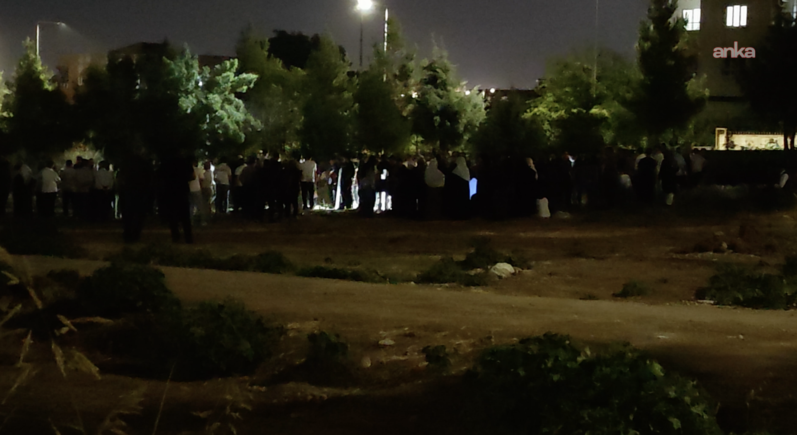 Batman’da mezarlıkta pusu: Silahlı saldırıya uğrayan 3 kişi yaşamını yitirdi, 2 kişi yaralandı