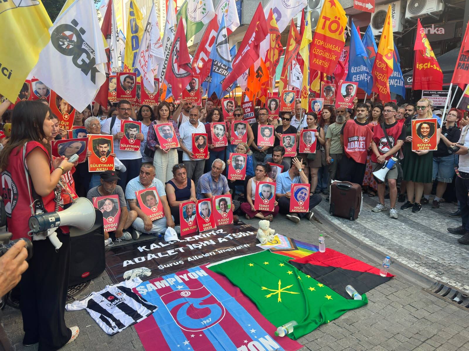Suruç Katliamı’nda hayatını kaybeden 33 düş yolcusu Kadıköy’de anıldı