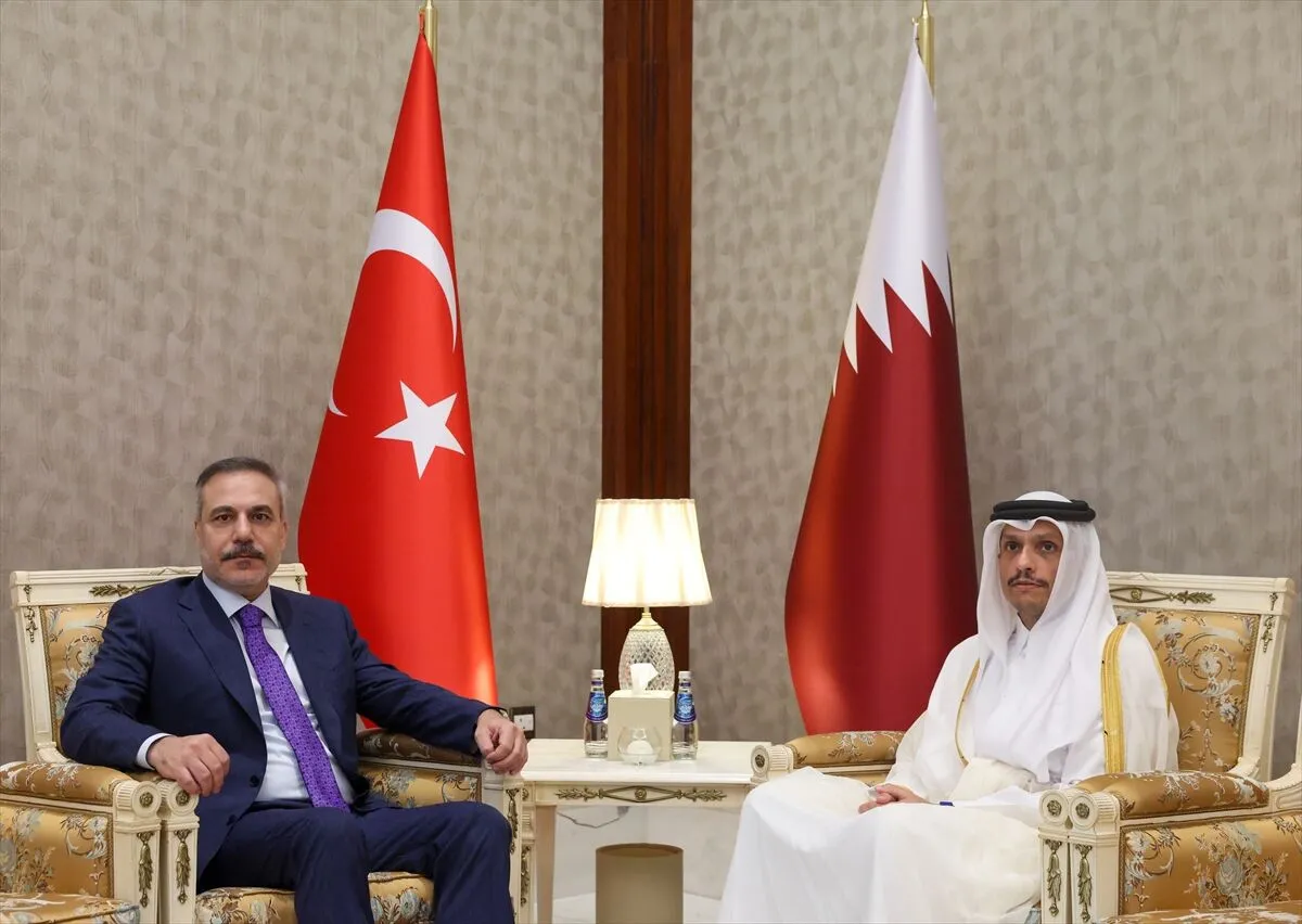 Hakan Fidan, Doha’da Katar Emiri Şeyh Temim tarafından kabul edildi