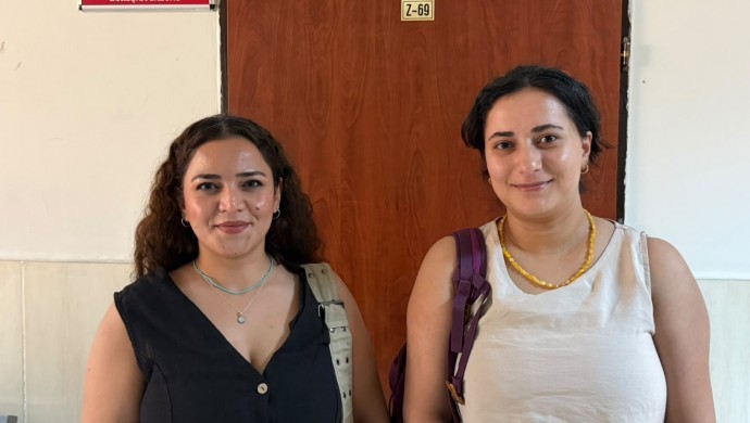 Diyarbakır’da 19 gazetecinin yargılandığı davada yurt dışı yasağı kaldırılmadı