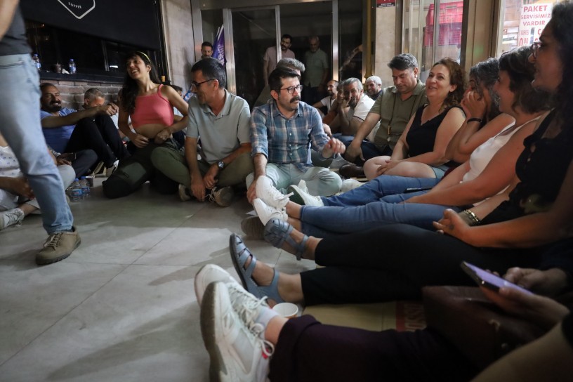 KESK’in Ankara’daki Adalet Nöbeti: ‘Gözaltına alınanlar serbest bırakılsın’
