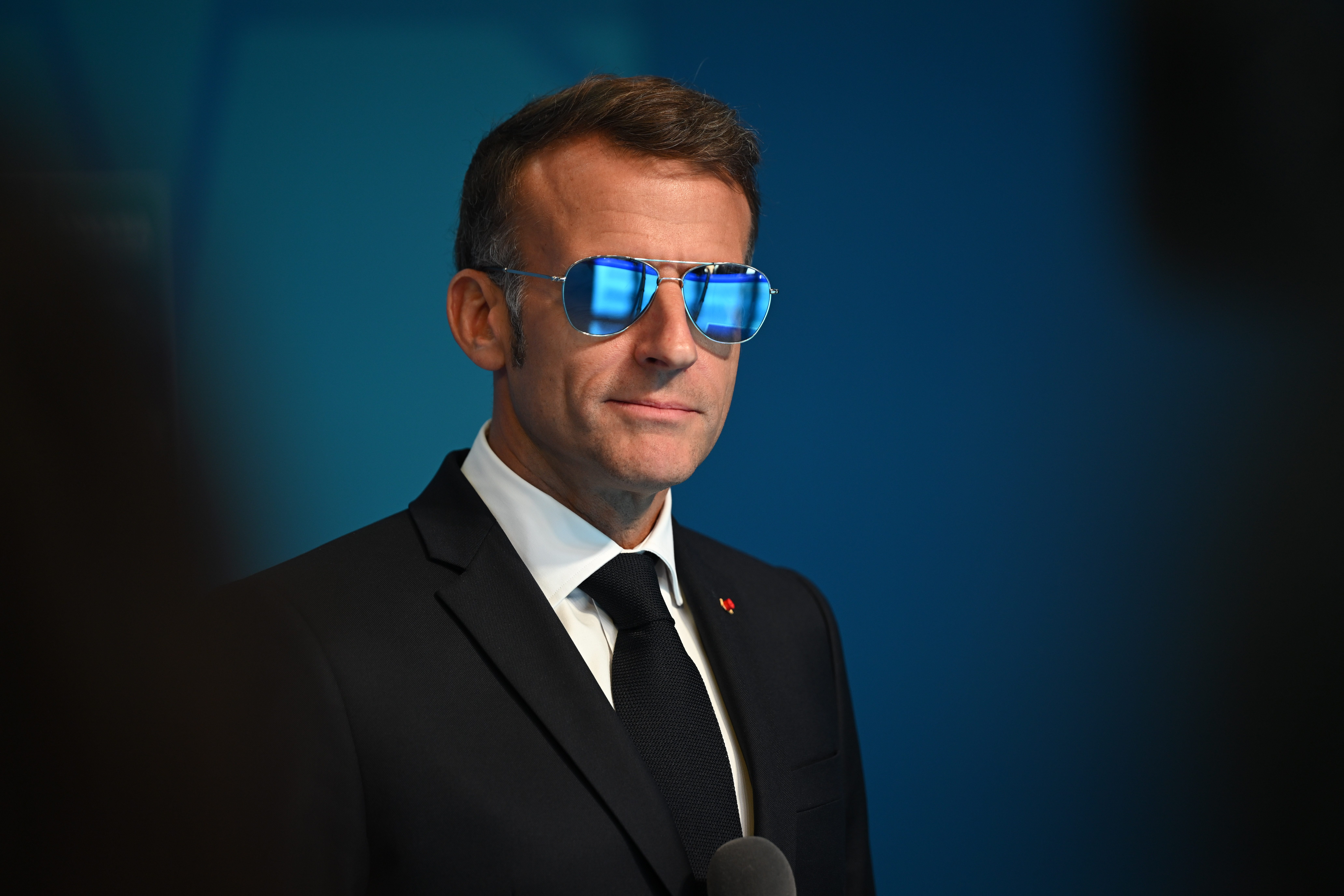 Macron Ankara’da gözlüklerini neden çıkarmadı? Zirve sonrası Erdoğan paylaşımı