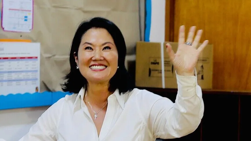 Peru seçimini sağcı aday Fujimori kazandı