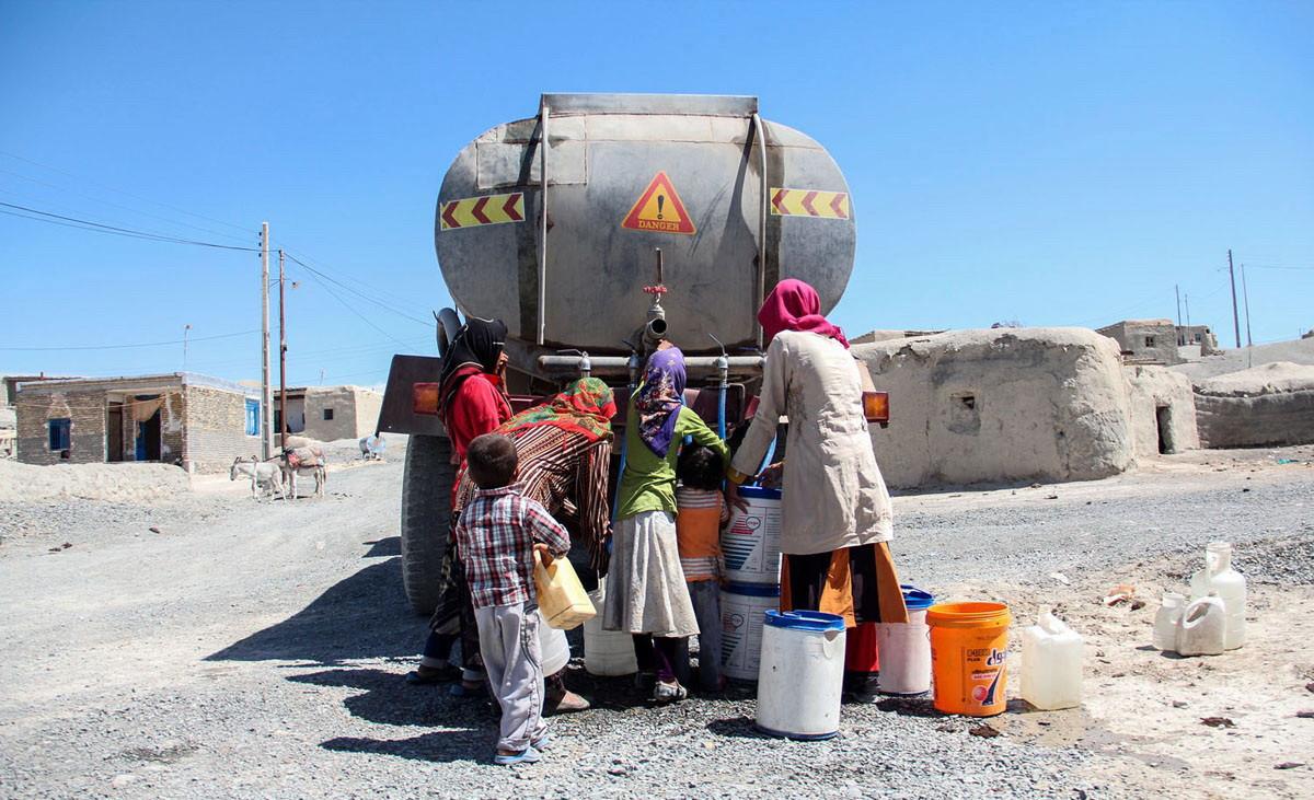 İran: ABD’nin saldırısı nedeniyle Hürmüzgan’da 10 bin kişi susuz kaldı