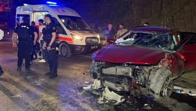Hakkari’de kaza: 2’si ağır 7 yaralı