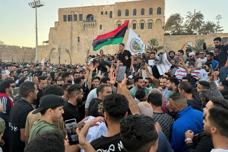 Libya’da elektrik kesintileri protesto edildi