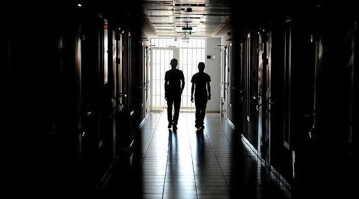 Suça sürüklenen çocuklar için yeni düzenleme: 15-18 yaş arasına müebbet hapis verilebilecek