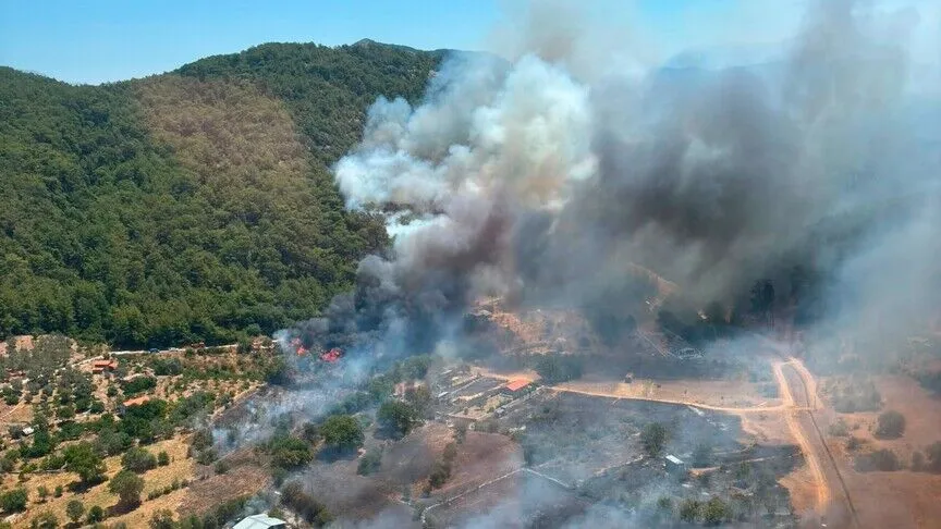 Fethiye’de orman yangını