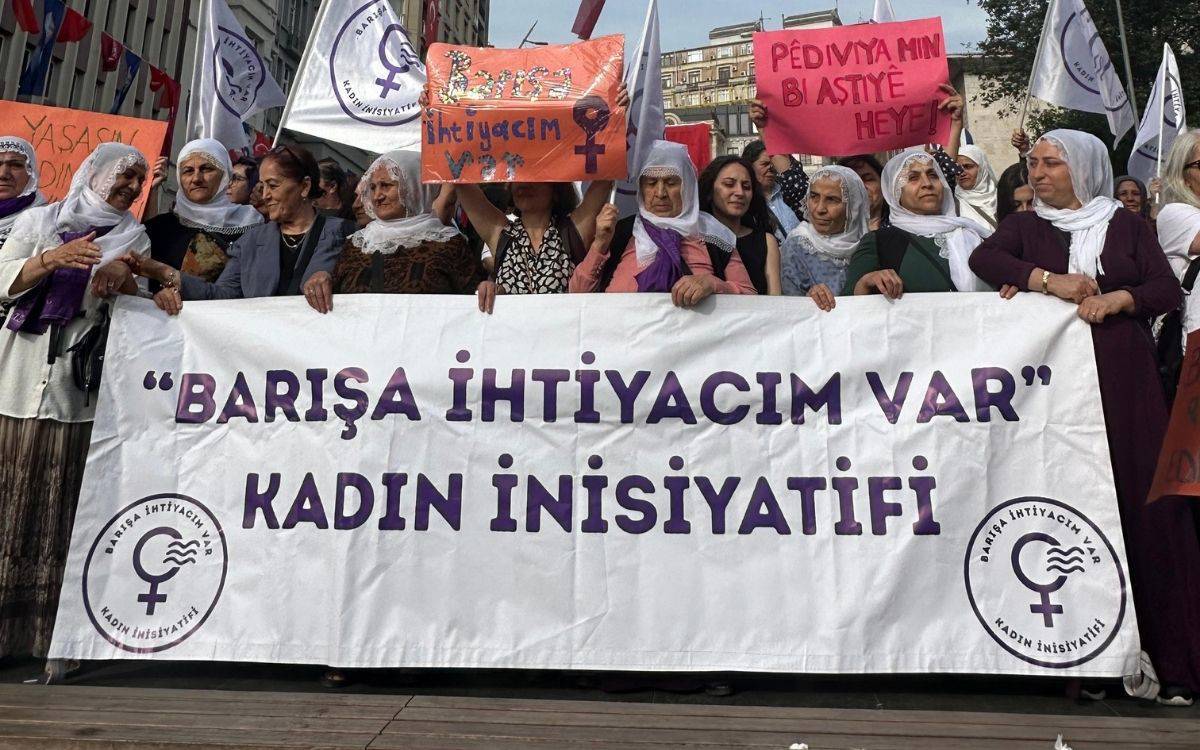 Kadınlardan TBMM’ye 5 maddelik çağrı: ‘Yasal adımlar ivedilikle atılsın’