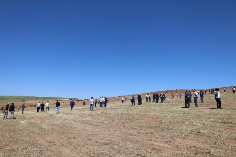 Bitlis’te GES’e karşı traktörlü nöbet eylemi