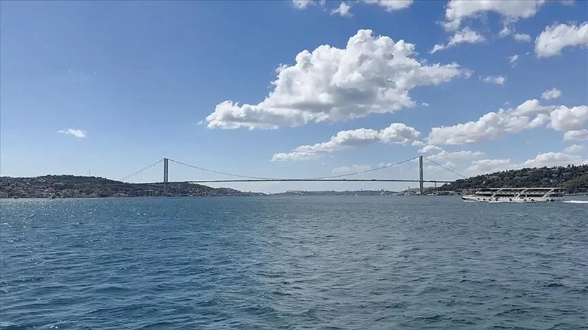 İstanbul Boğazı gemi trafiğine kapatıldı