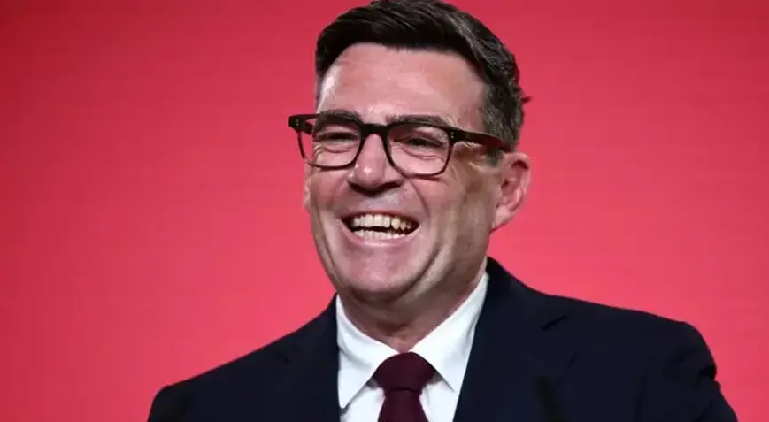 Andy Burnham Birleşik Krallık’ın yeni başbakanı oluyor