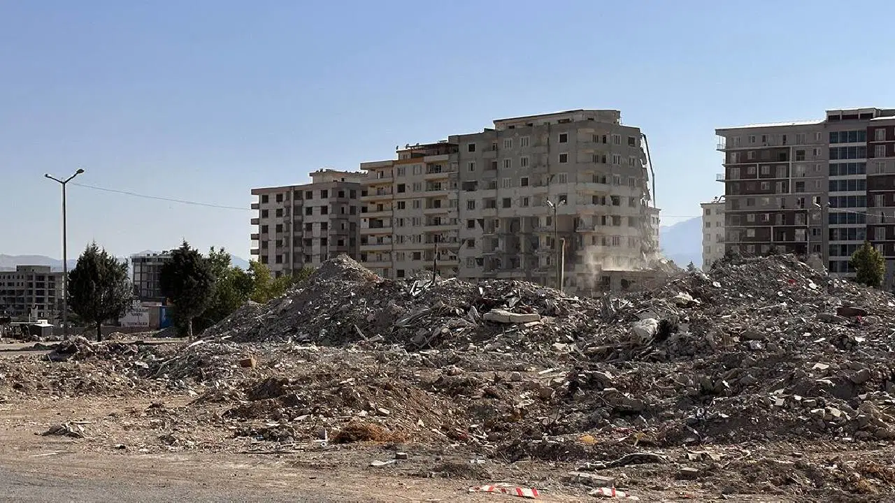 Ebrar Sitesi G Blok davasında gerekçeli karar: Kamu görevlilerine ‘sabıkasız geçmiş’ indirimi