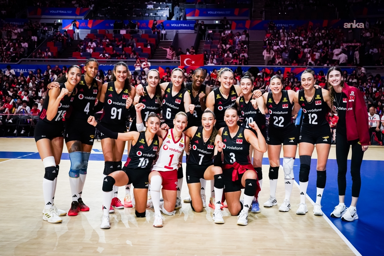 Filenin Sultanları FIVB Kadınlar Voleybol Milletler Ligi’nde yarı finale yükseldi
