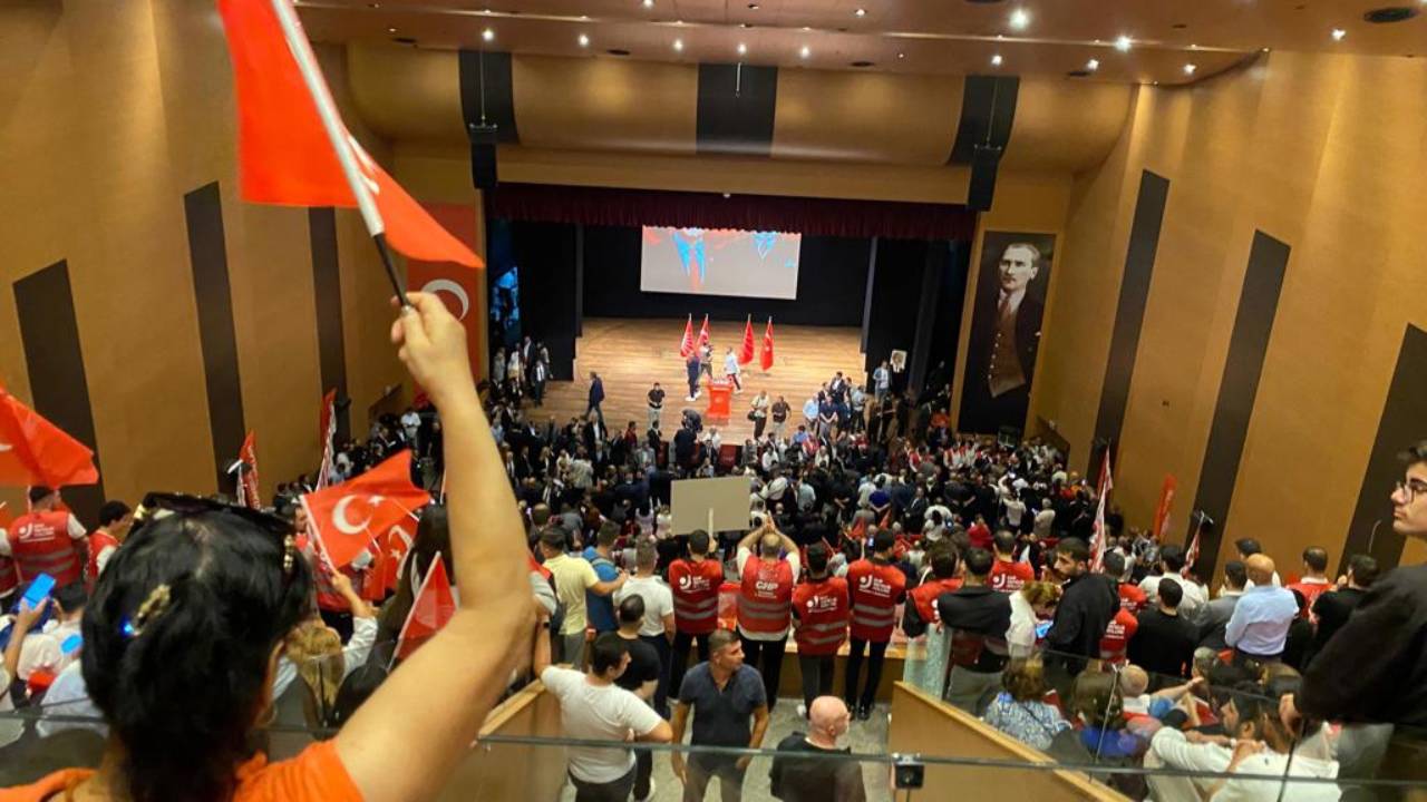 ‘Figüran taşındı’ haberine CHP’den yanıt