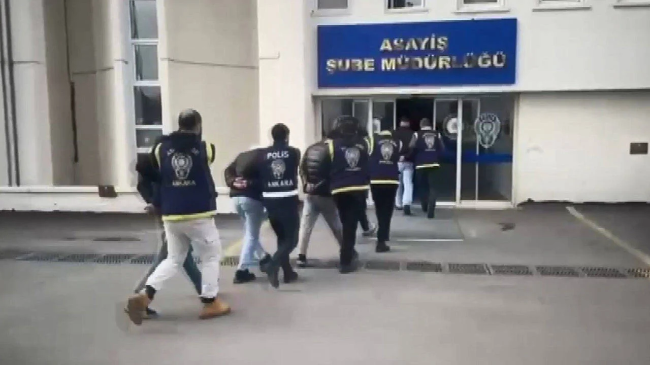 NATO Zirvesi öncesi yeni operasyon: Bir çok ilde ev baskını, en az 100 gözaltı
