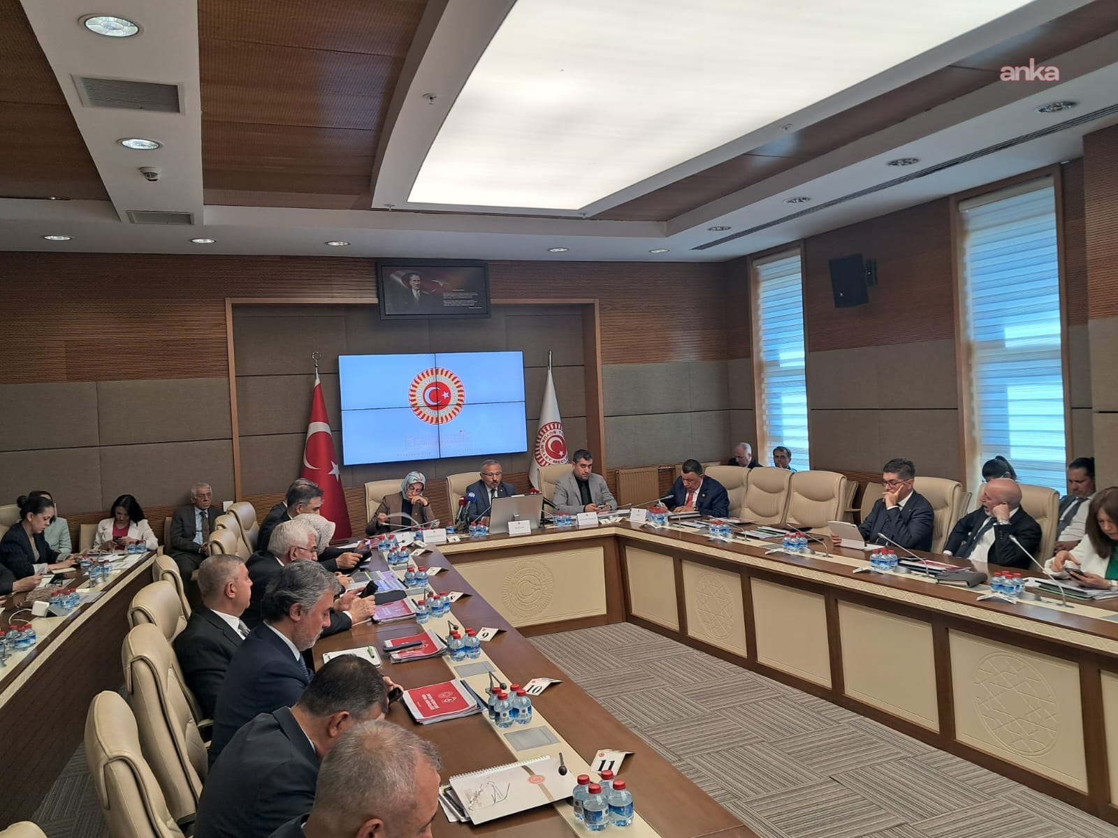 DEM Partili Beritan Güneş Altın: Çocuklara yönelik şiddet dijitalle sınırlı ele alınamaz