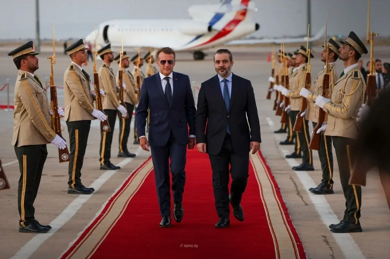 Macron Şam’da: ‘Çoklu yapısında birleşmiş bir Suriye için’